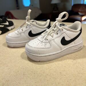 Nike AirForce 1 TODDLER 7c
